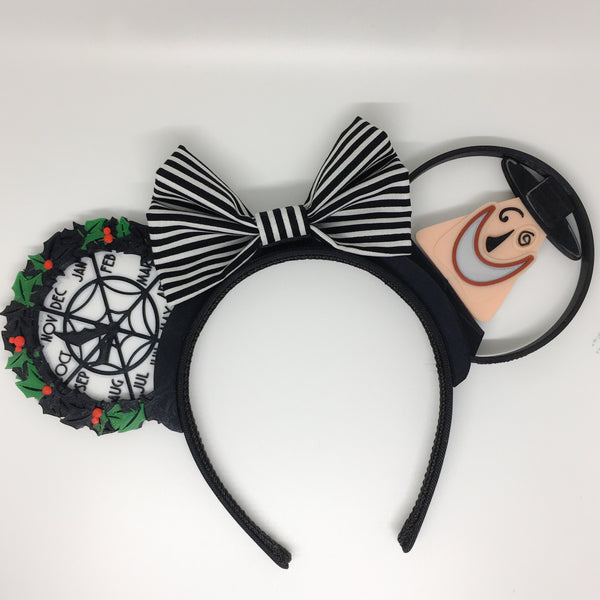 Two Faced Time Keeper